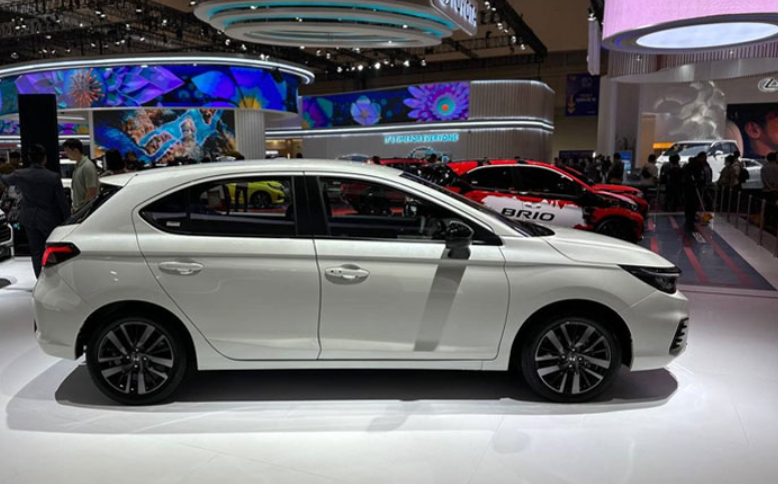 Honda City Hatchback RS 2023 ra mắt tại triển lãm Indonesia 2023